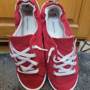 Red time and try memory foam shoes Size 8.5